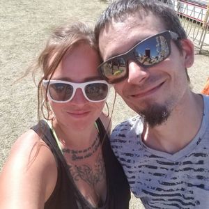 Meet your Posher, Caitlin